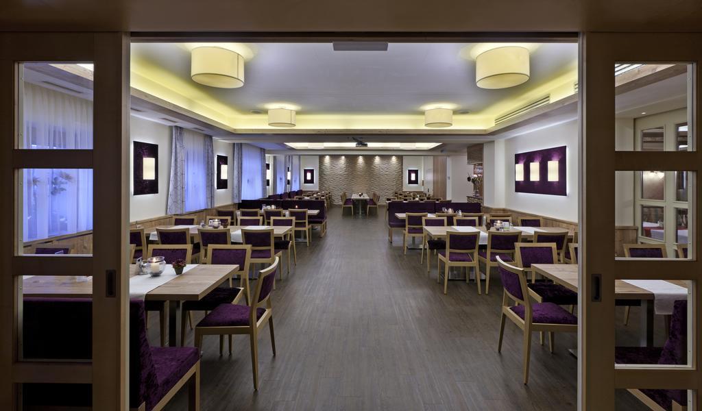 Hotel Restaurant Wallner I Contactless Check-In Sankt Valentin Eksteriør billede