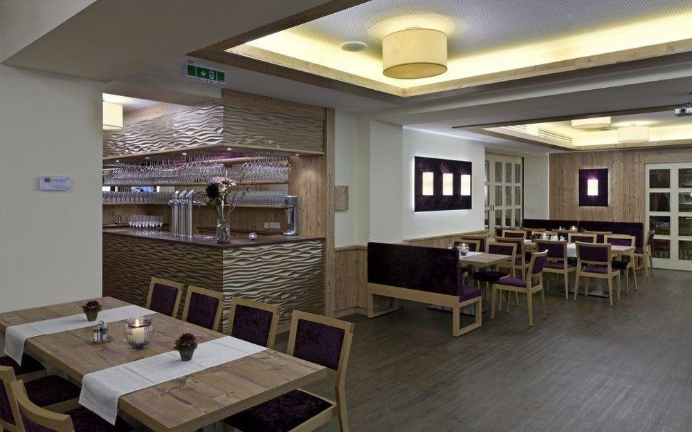 Hotel Restaurant Wallner I Contactless Check-In Sankt Valentin Eksteriør billede